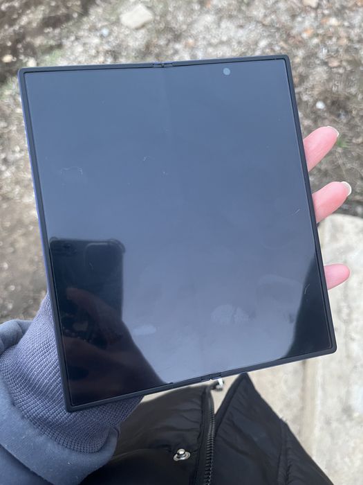 Samsung Galaxy z fold 6