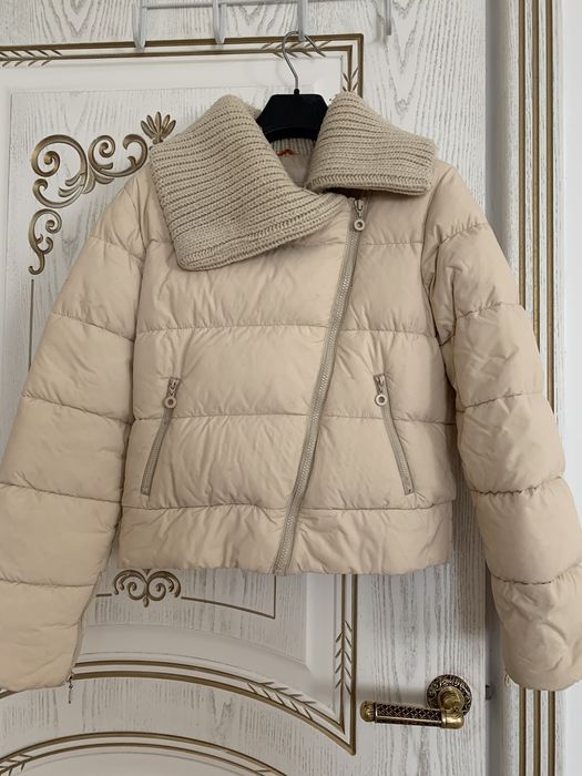 Куртки, пальто 42-44 размеры