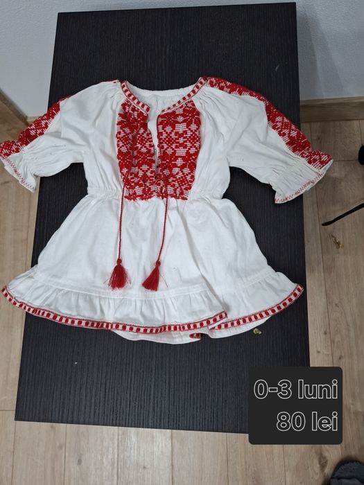 Rochiță românească