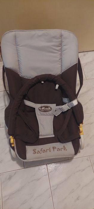 Продава се изгодно бебешко столче