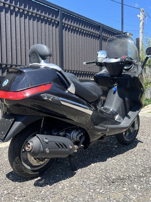 Scuter Piaggio X-evo