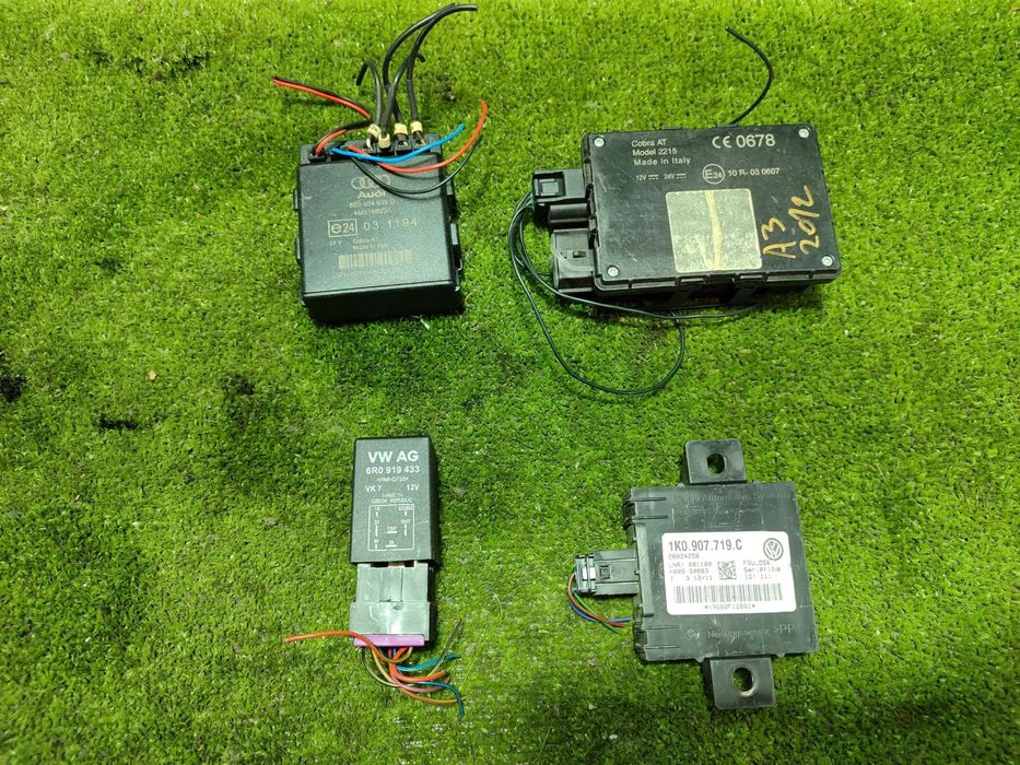 RELEU STABILIZATOR TENSIUNE + MODUL ALARMA + MODUL CONTROL ALARMA + MODUL SENZORI PARCARE AUDI A3 2.0 DIESEL 2012 / 2012-2020 / AUDI A1 1.4 BENZINA 2012 / 2010-2018 / AUDI A4 B8 S LINE 2.0 DIESEL 2010 BERLINA / 2009-2016 / COD OEM 6R0919433 / 1K0907719C /