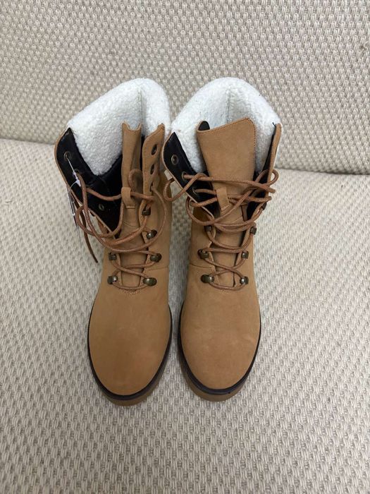 Боти високи нови