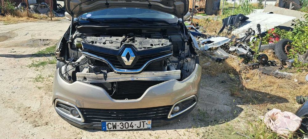 Renault Captur 1200 турбо . На части