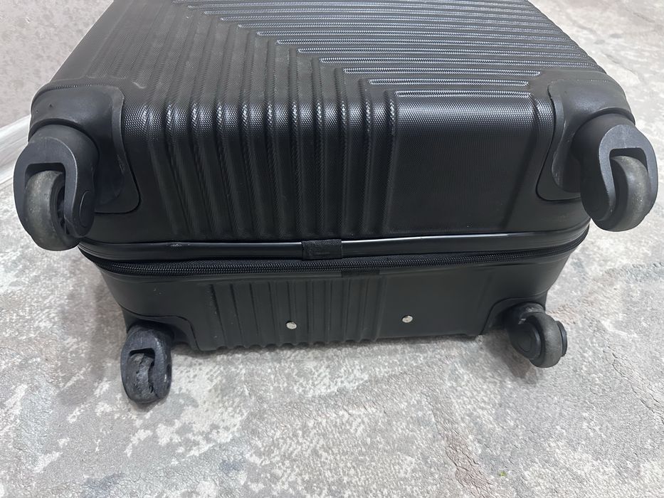 чемодан 2в1 черный