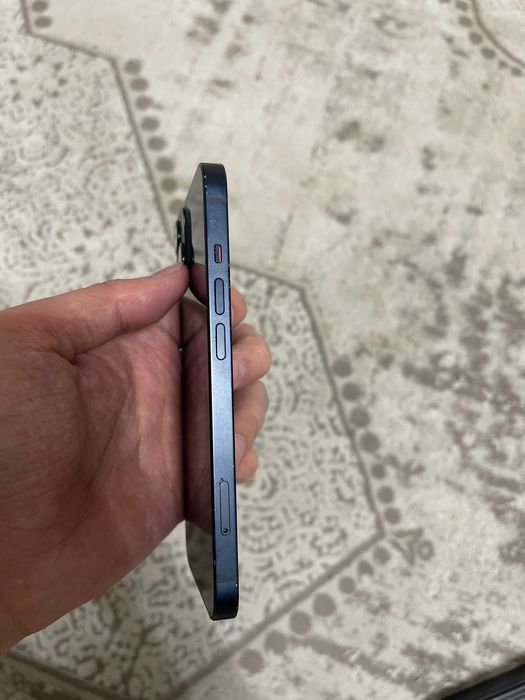 Продам iPhone 13 акб 79% айфон 13