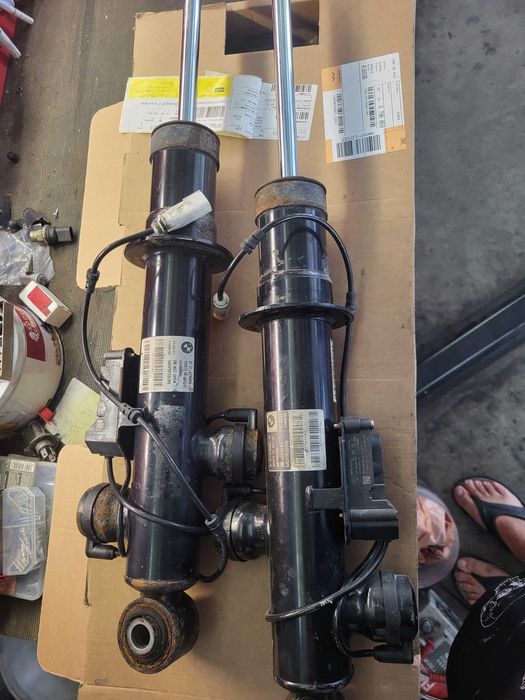 Адаптивен амортисьор за F10.