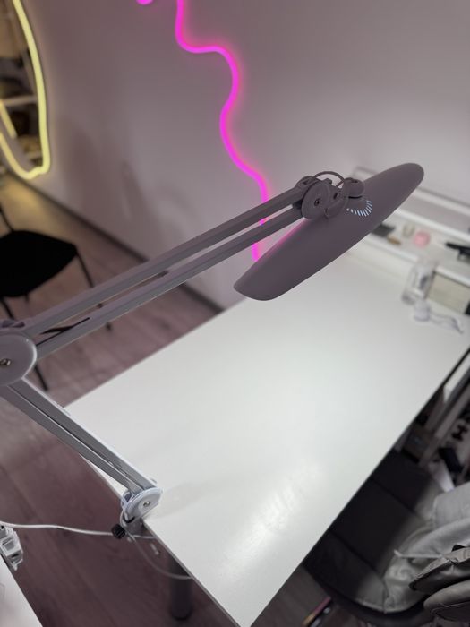 Бестеневая лампа