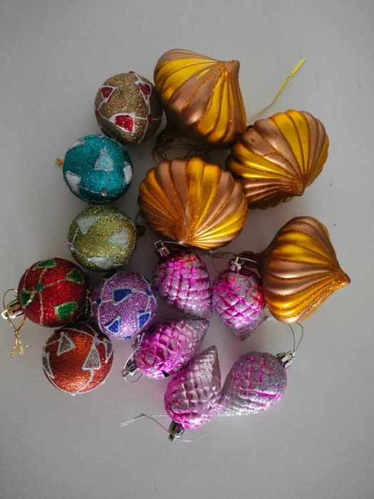 Продаю елочные игрушки