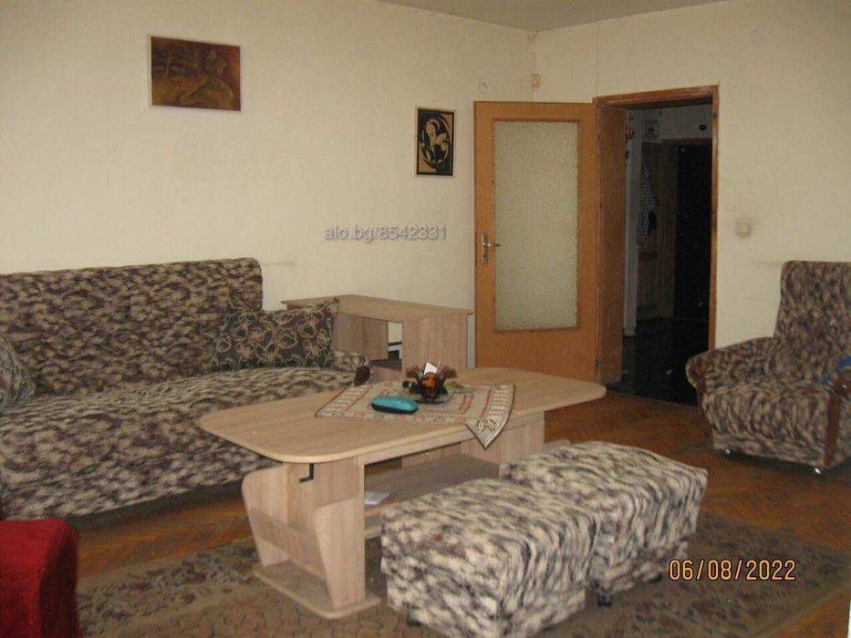 Продава се Многостаен апартамент в Пазарджик, Център - 135 кв.м за 1000 €/кв.м - Снимка #2