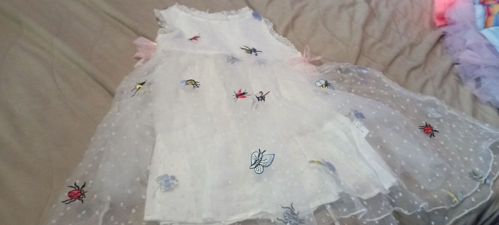 Комплекти ,рокли 86-92 и98- 104