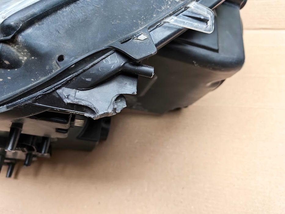 Фар за Mercedes GL X164 Bixenon / Мерцедес ГЛ Х164 Биксенон