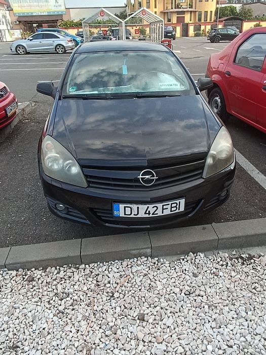 Vând Opel Astra GTc