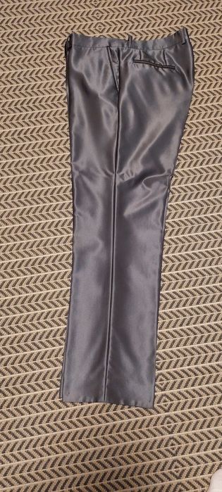 Costum bărbătesc numărul 58