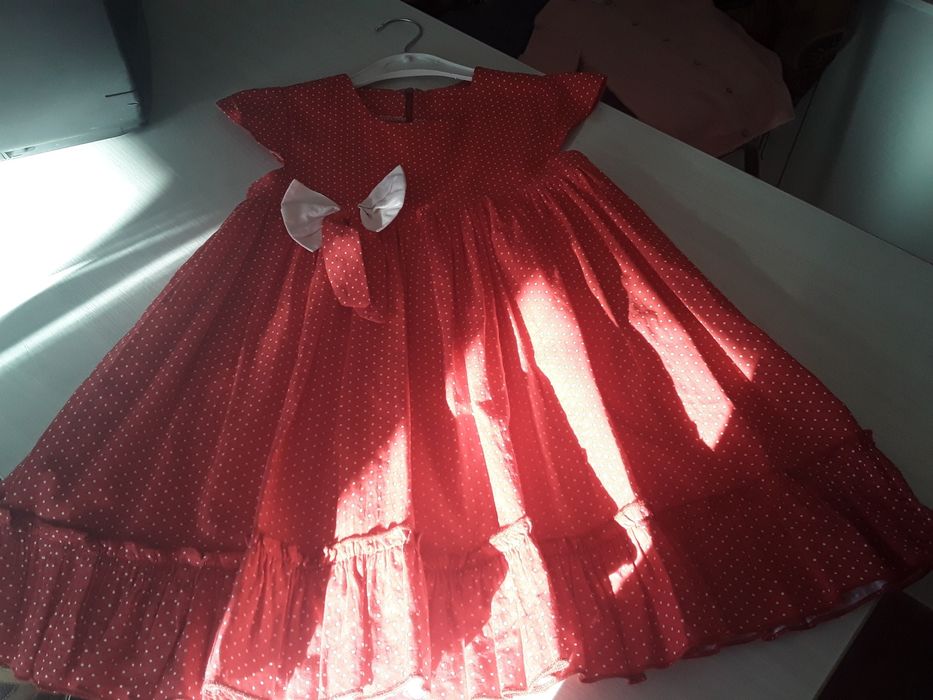 Продаются детские куртки  и кофты