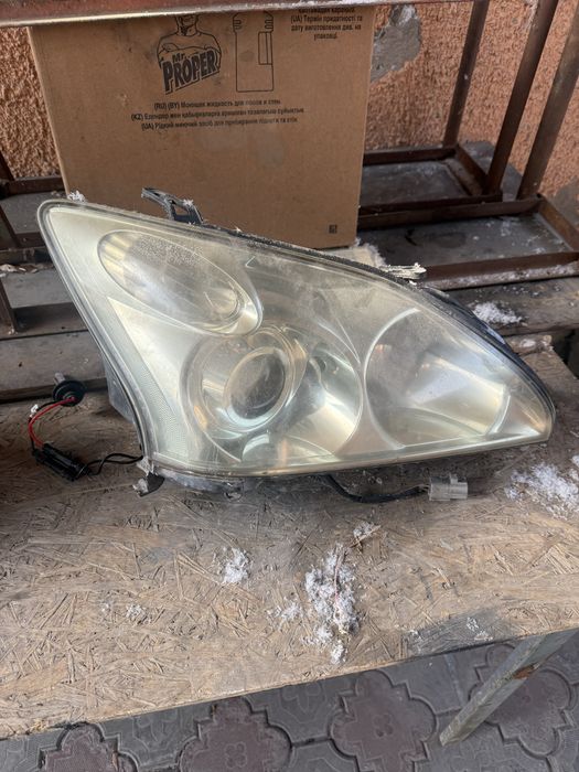 Фары на Лексус Рх 350