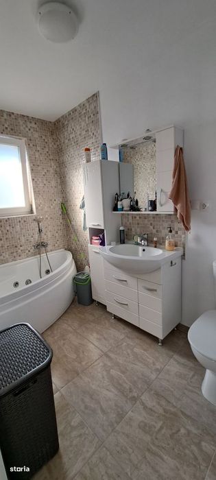 Casa, 3 camere, 2 bai, 575mp teren, centrul Tautii-Magheraus