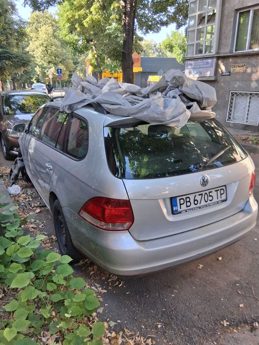 Golf 5 комби,2008 1.6 ,102кс, газ/бензин за части.