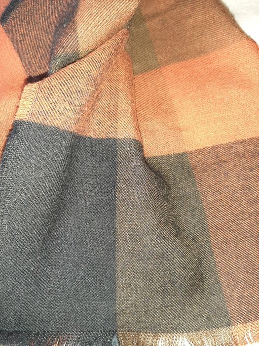 ШАЛ 3 броя ,аксесоари за студените зимни дни