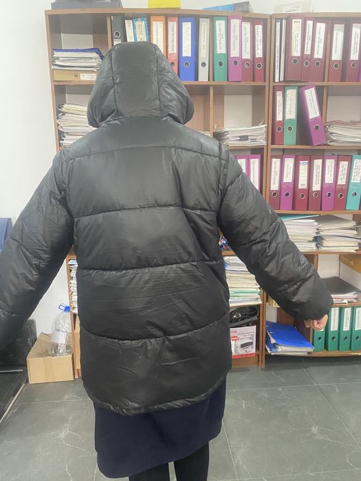 Продам куртку новая 7000