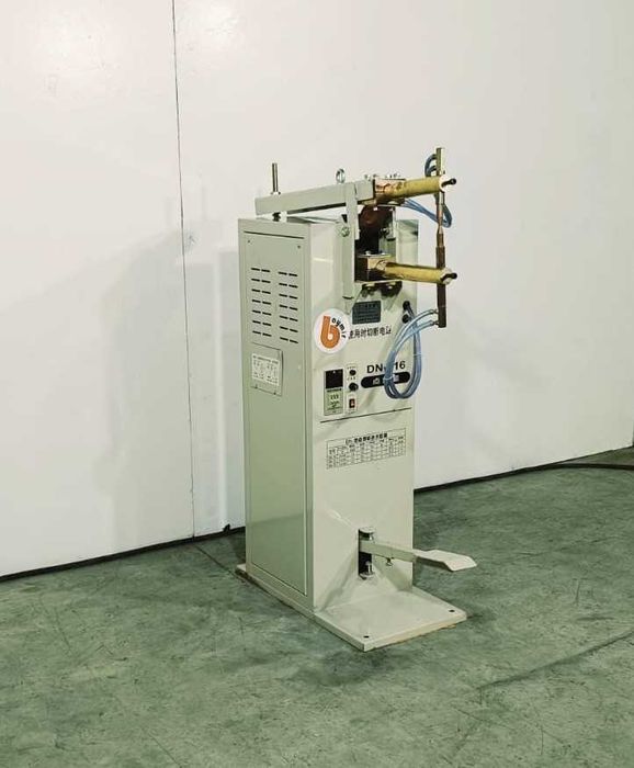 Контактная точечная сварка DN-16 с вылетом 240мм