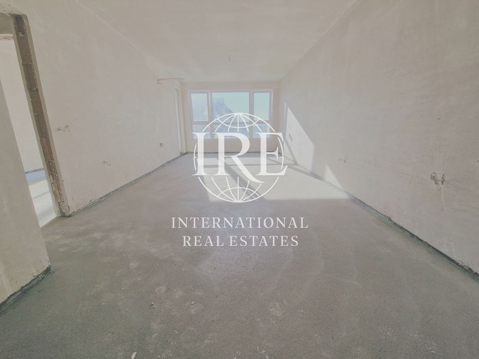 Продава се Двустаен апартамент в Варна, Левски - 72 кв.м за 1009 €/кв.м - Снимка #1