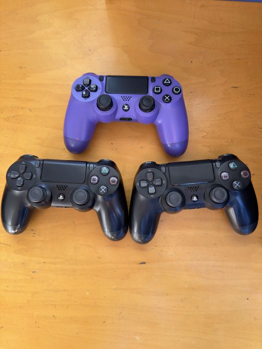 Play Station 4 Pro 1 TB Jet Black