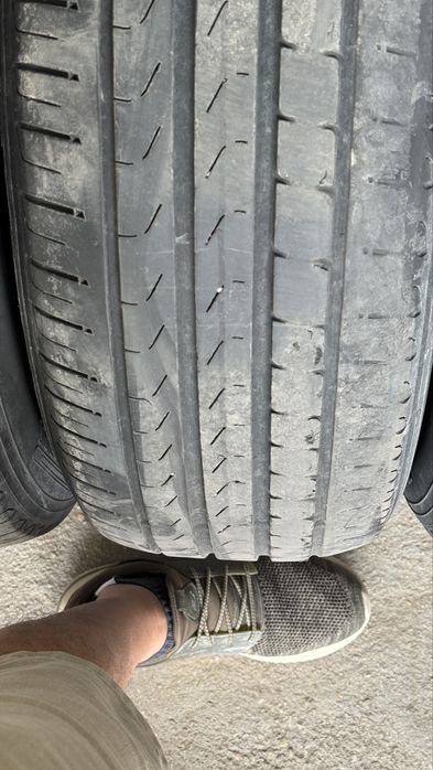 Продам резину Pirelli Scorpion 215/65/R17