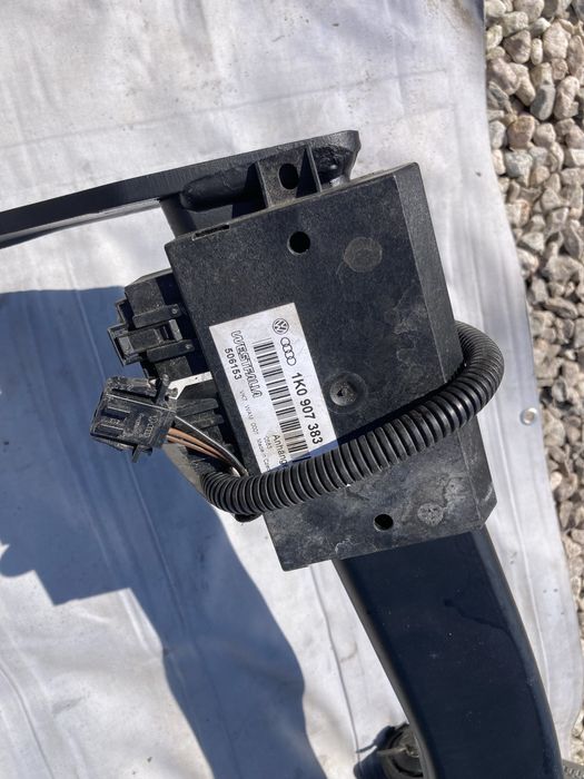 Теглич за ауди А-3    от 2004 до 2012г