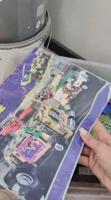 Ящик с Лего конструктор