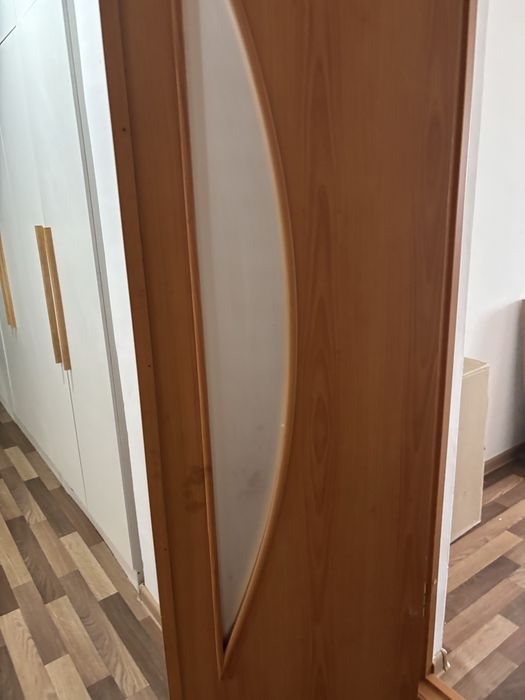 Продам двери межкомнатные