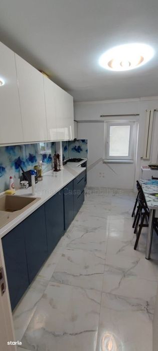 Apartament 3 camere 2 bai Dacia, etajul 3