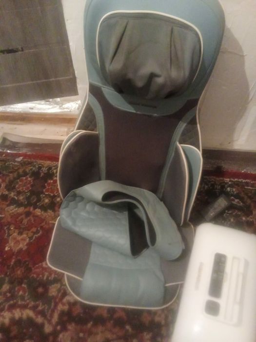 Массажный кресло в комплекте с