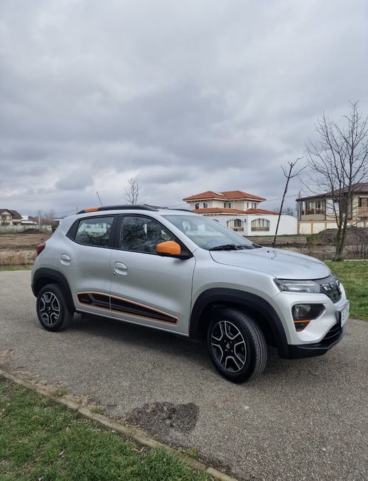 Dacia Spring electrică unic proprietar revizii reprezentanta