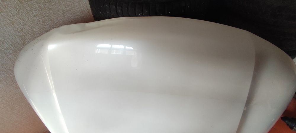 Продам капот  Ниссан y62