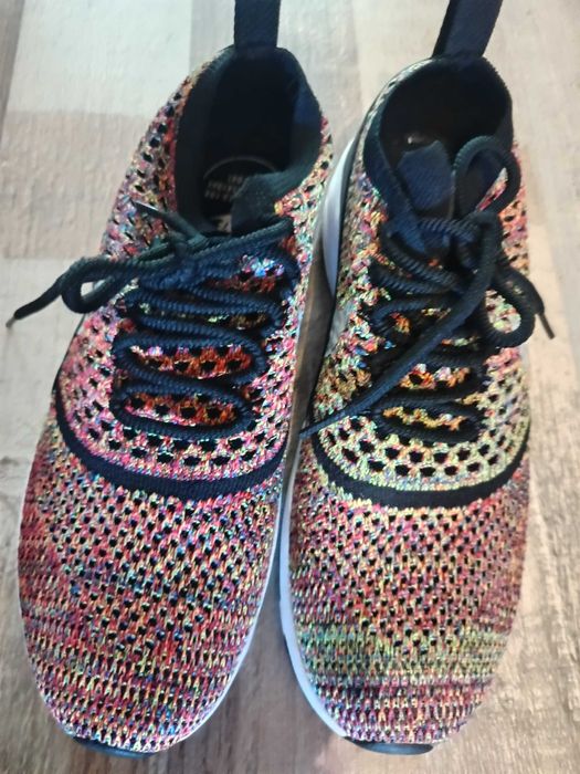 Маратонки   NIKE