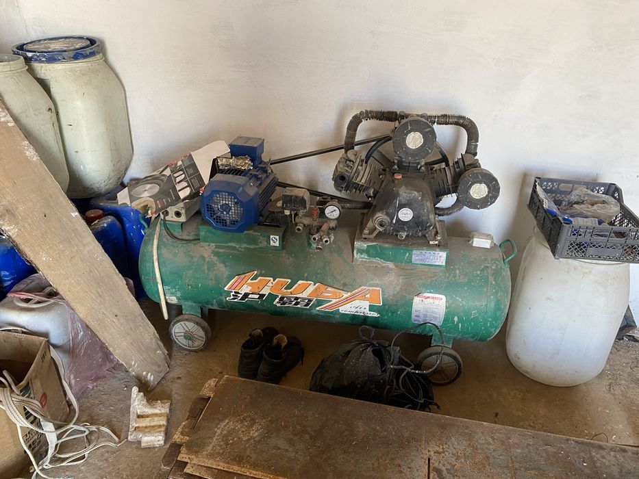 Срочна продам аппарат для пенаблока