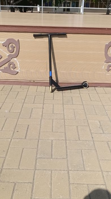 Трюковой самокат люфта нету