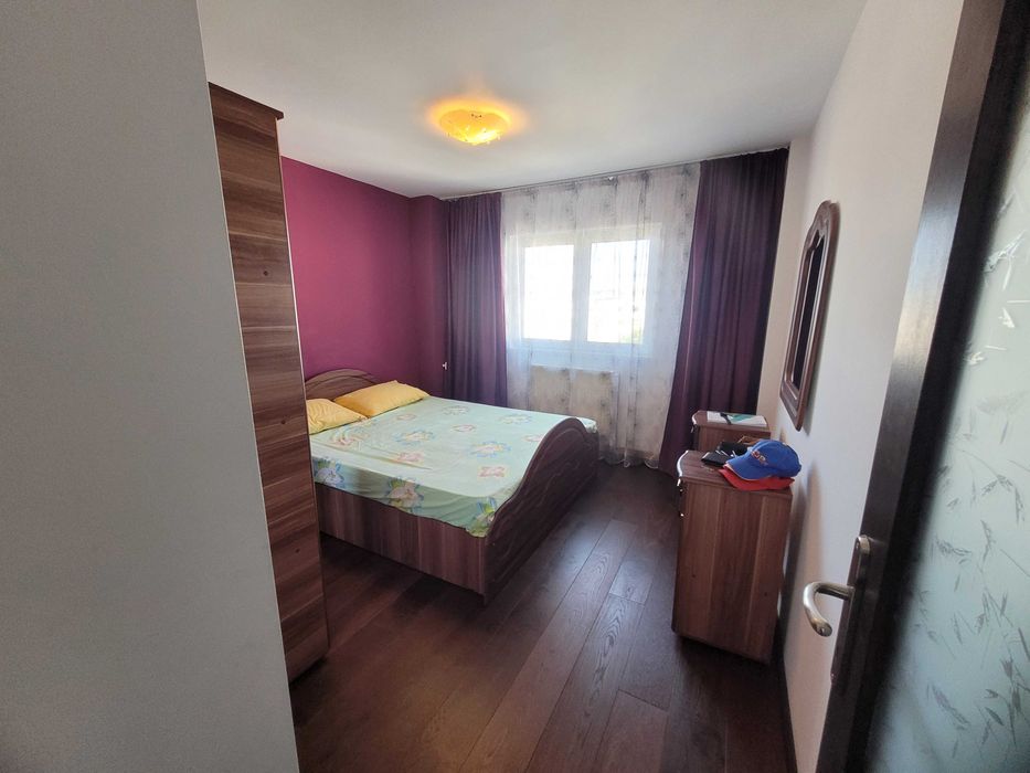 Apartament cu două camere de inchiriat zona de sus