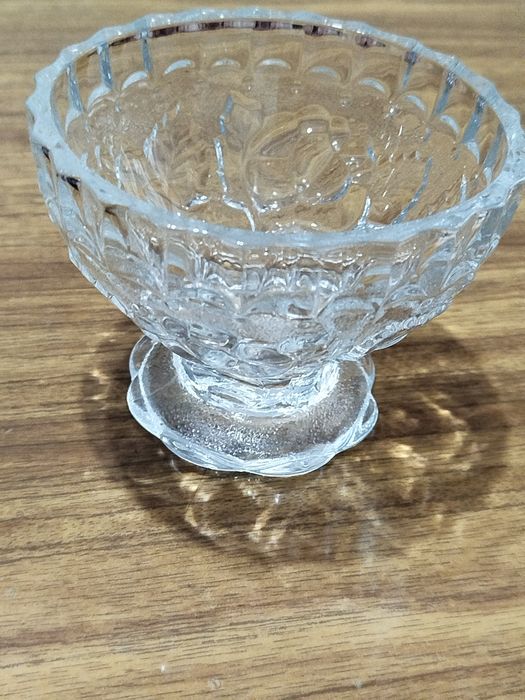 Набор вазочек, наборы стаканов. Новые.