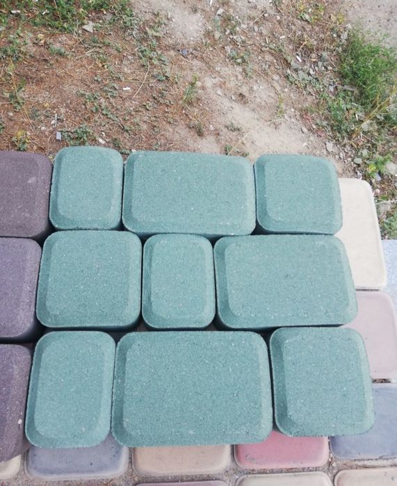 Брусчатка "Кирпичик", "Старый город" и т.д.