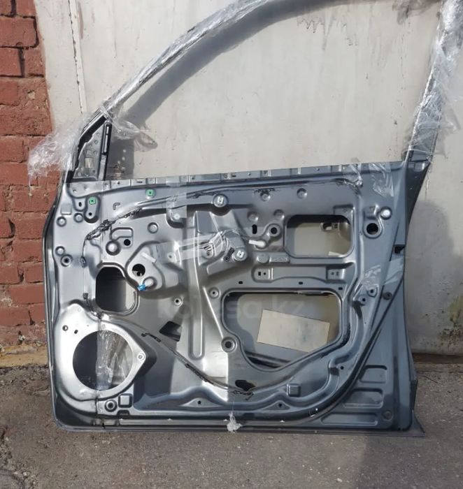 Дверь на тойоту рав 4