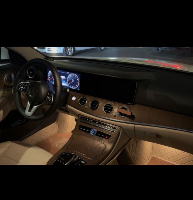 Mercedes Benz W213 E200