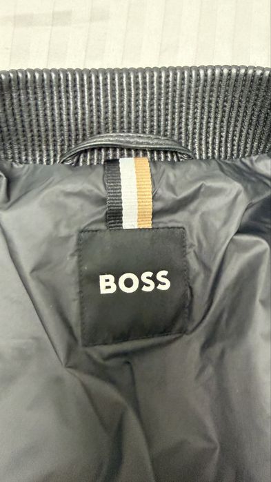 Мужская кожанная куртка-Бомбер