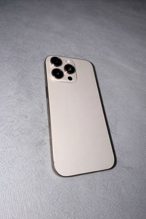 iPhone 16 Pro, 128GB, GOLD– stare excelentă