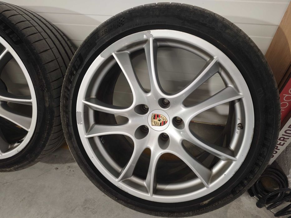 Гуми с джанти 295/35R21 за Porsche Cayenne