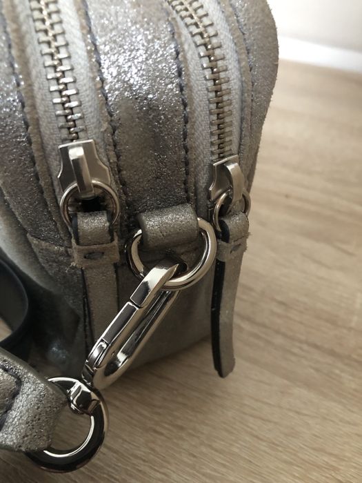 Geanta piele naturala argintie