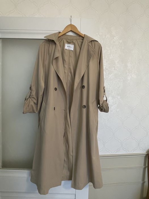 Тренч плащ Stradivarius