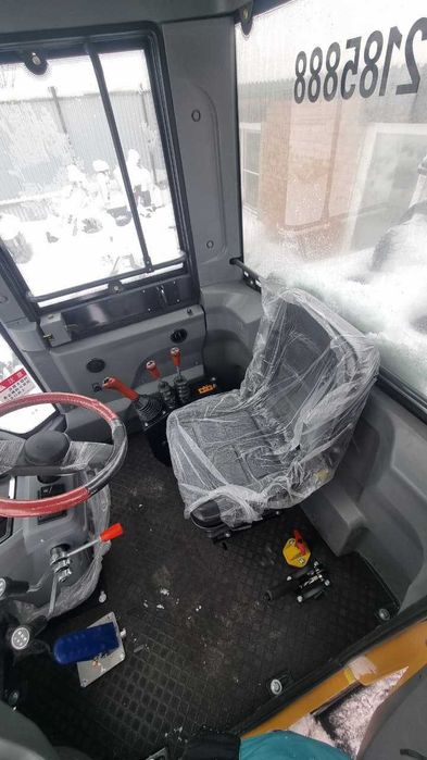 Фронтальный погрузчик TALPYN 946