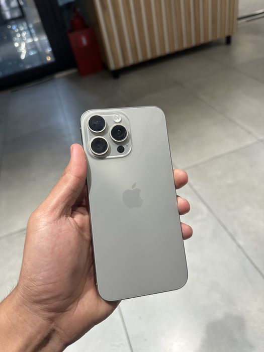iPhone 15 pro max 256